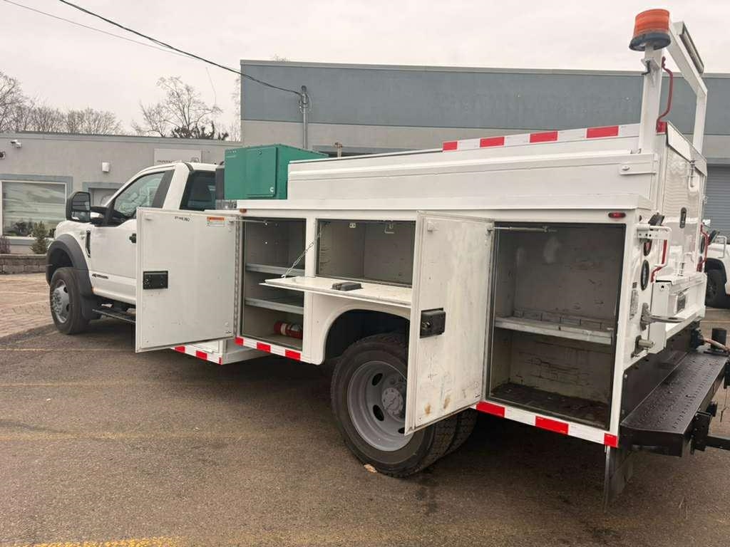 Ford F-450 SD Regular Cab DRW 4WD 2017