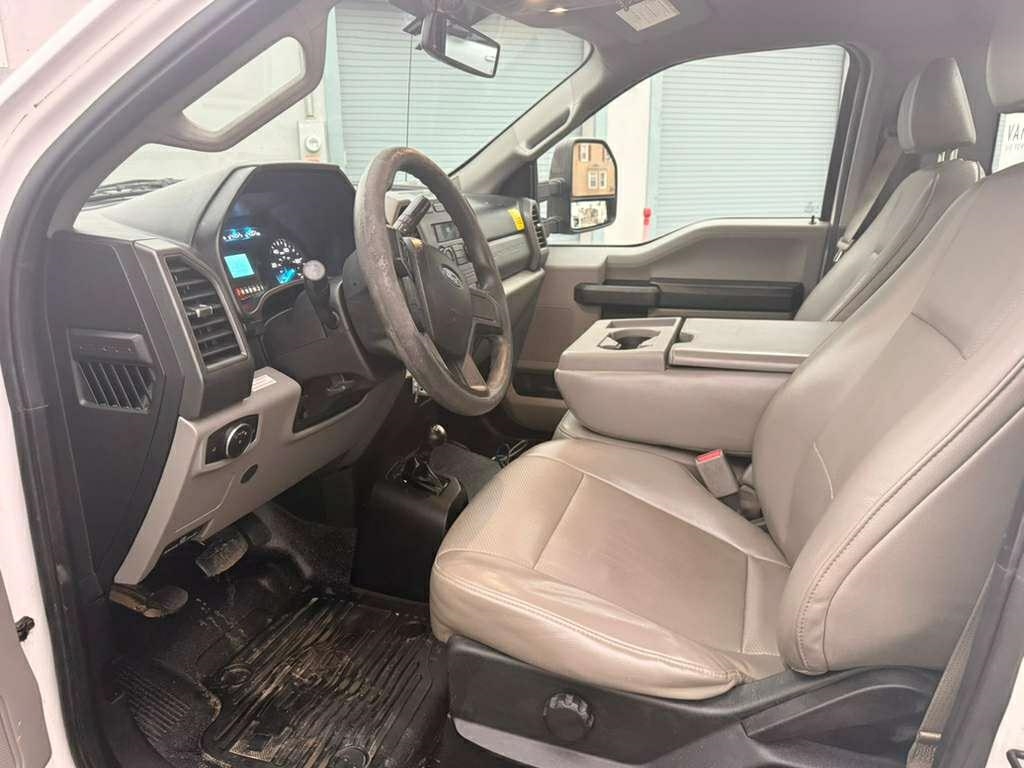 Ford F-450 SD Regular Cab DRW 4WD 2017