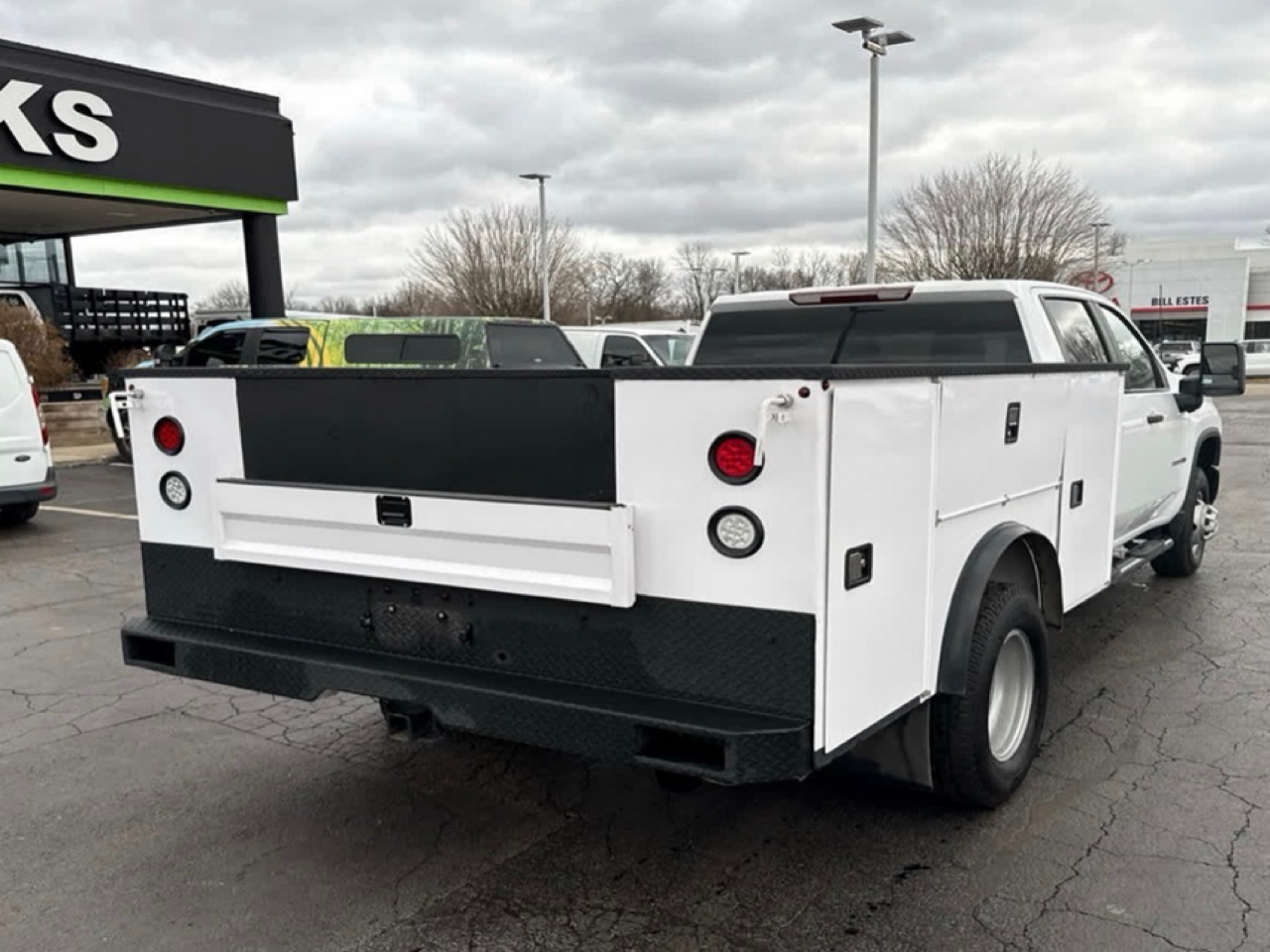 Chevrolet Silverado 3500HD Work Truck Crew Cab 4WD 2025