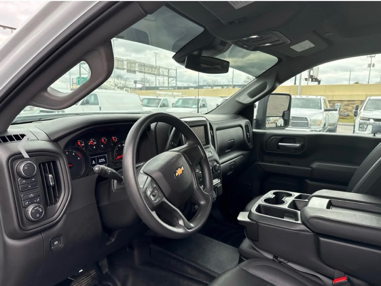 Chevrolet Silverado 3500HD Work Truck Crew Cab 4WD 2025