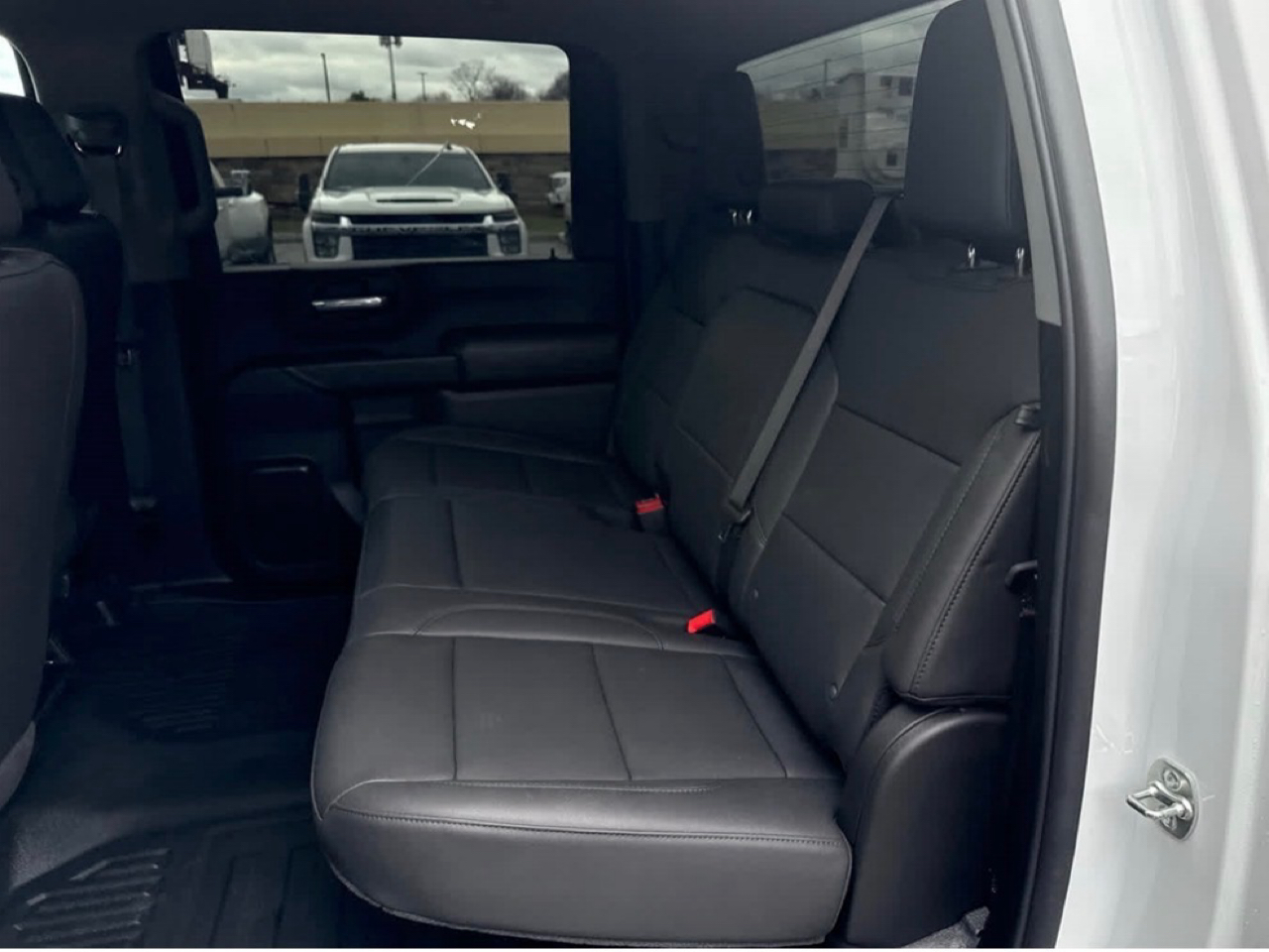 Chevrolet Silverado 3500HD Work Truck Crew Cab 4WD 2025