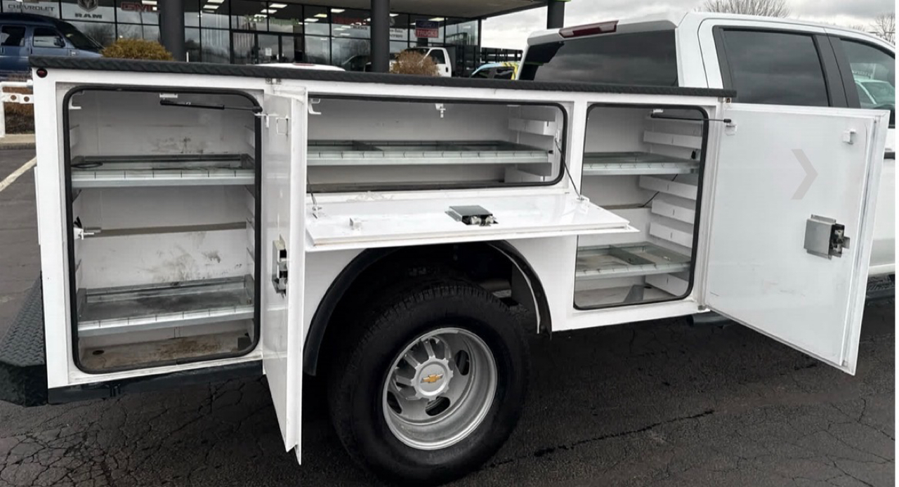 Chevrolet Silverado 3500HD Work Truck Crew Cab 4WD 2025