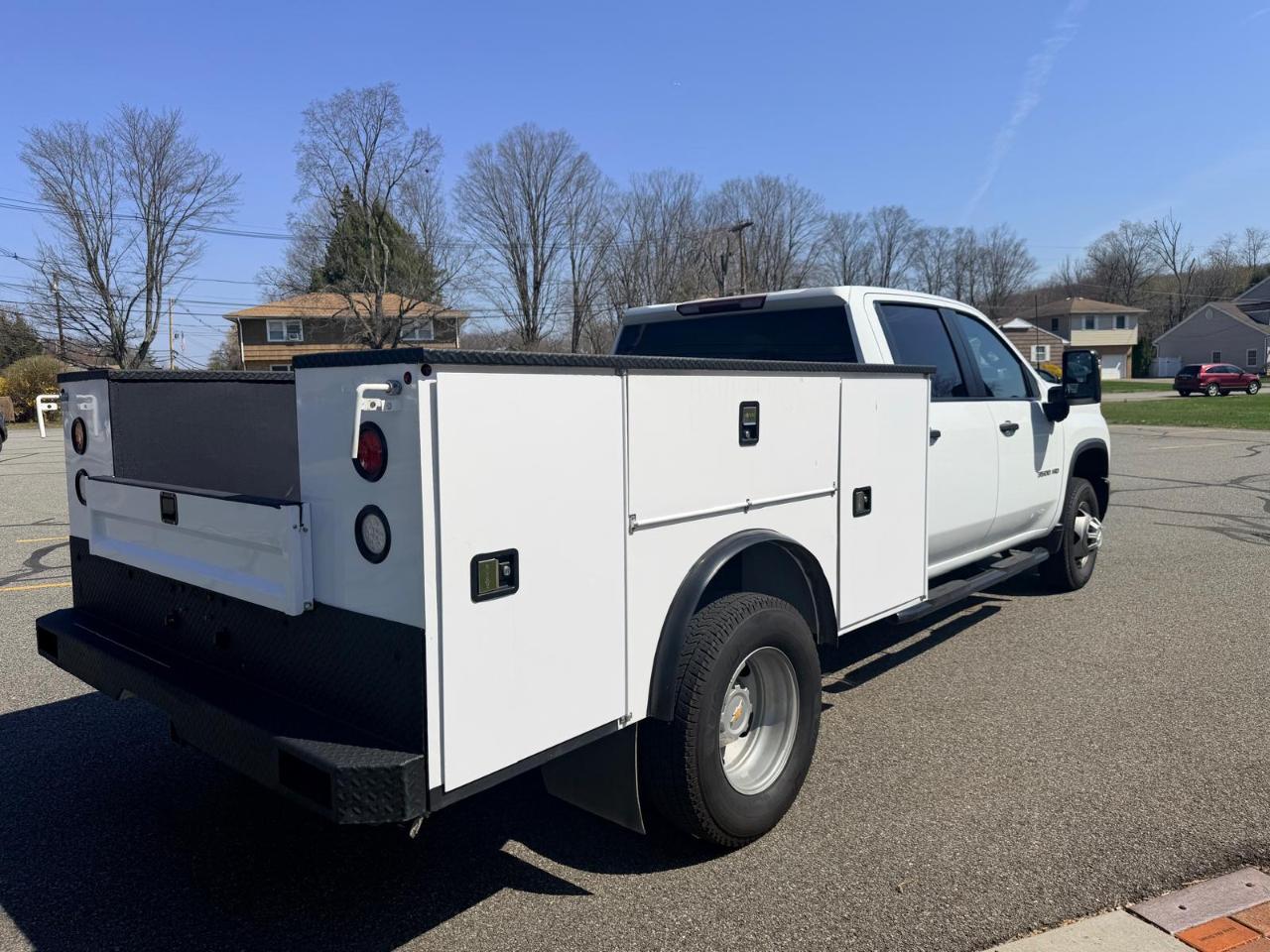 Chevrolet Silverado 3500HD Work Truck Crew Cab 4WD 2025