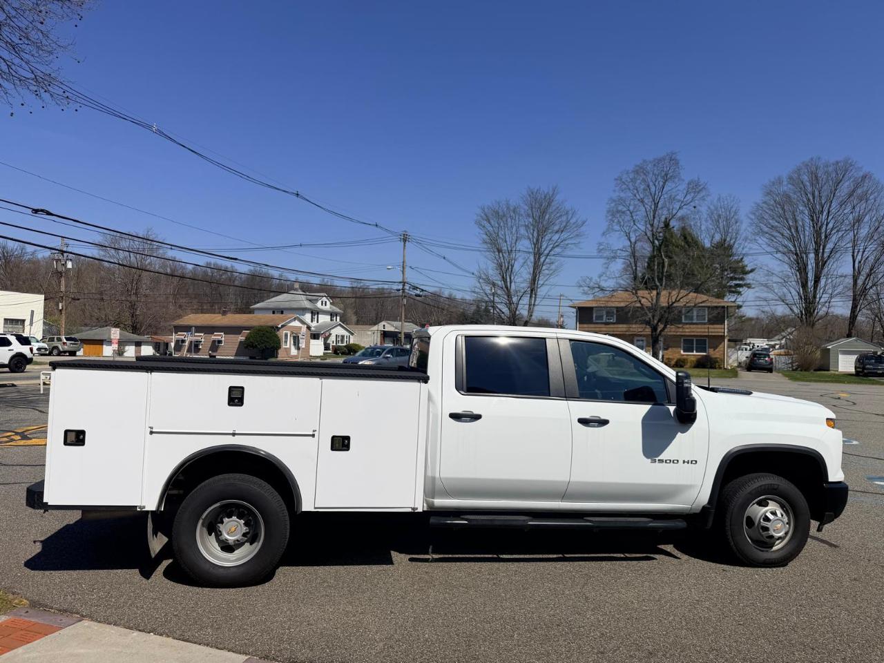 Chevrolet Silverado 3500HD Work Truck Crew Cab 4WD 2025