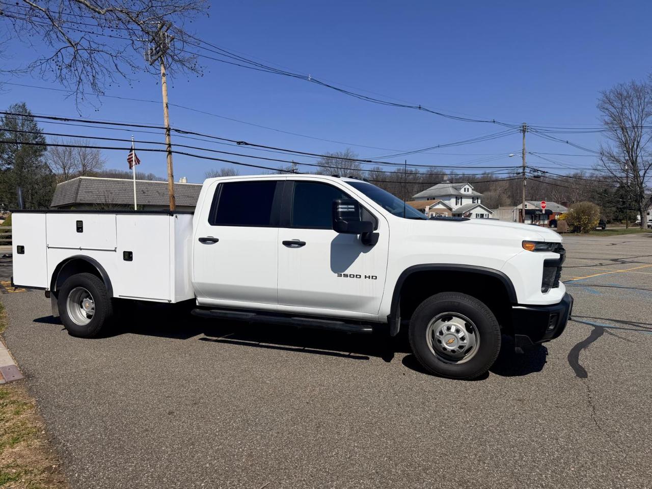 Chevrolet Silverado 3500HD Work Truck Crew Cab 4WD 2025