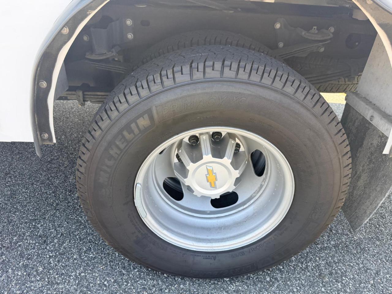 Chevrolet Silverado 3500HD Work Truck Crew Cab 4WD 2025
