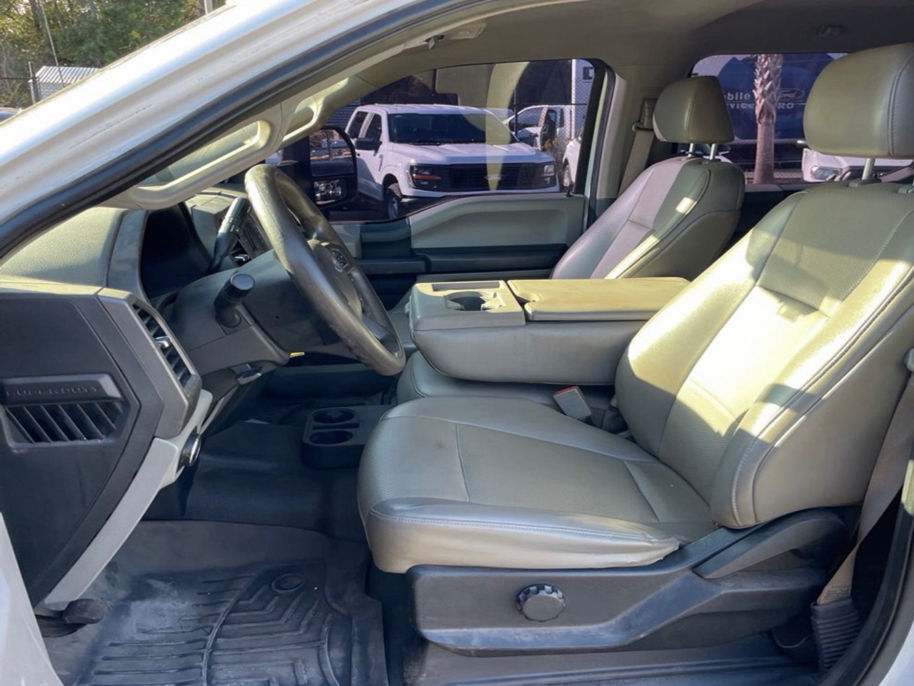 Ford F-450 SD Crew Cab DRW 4WD 2019