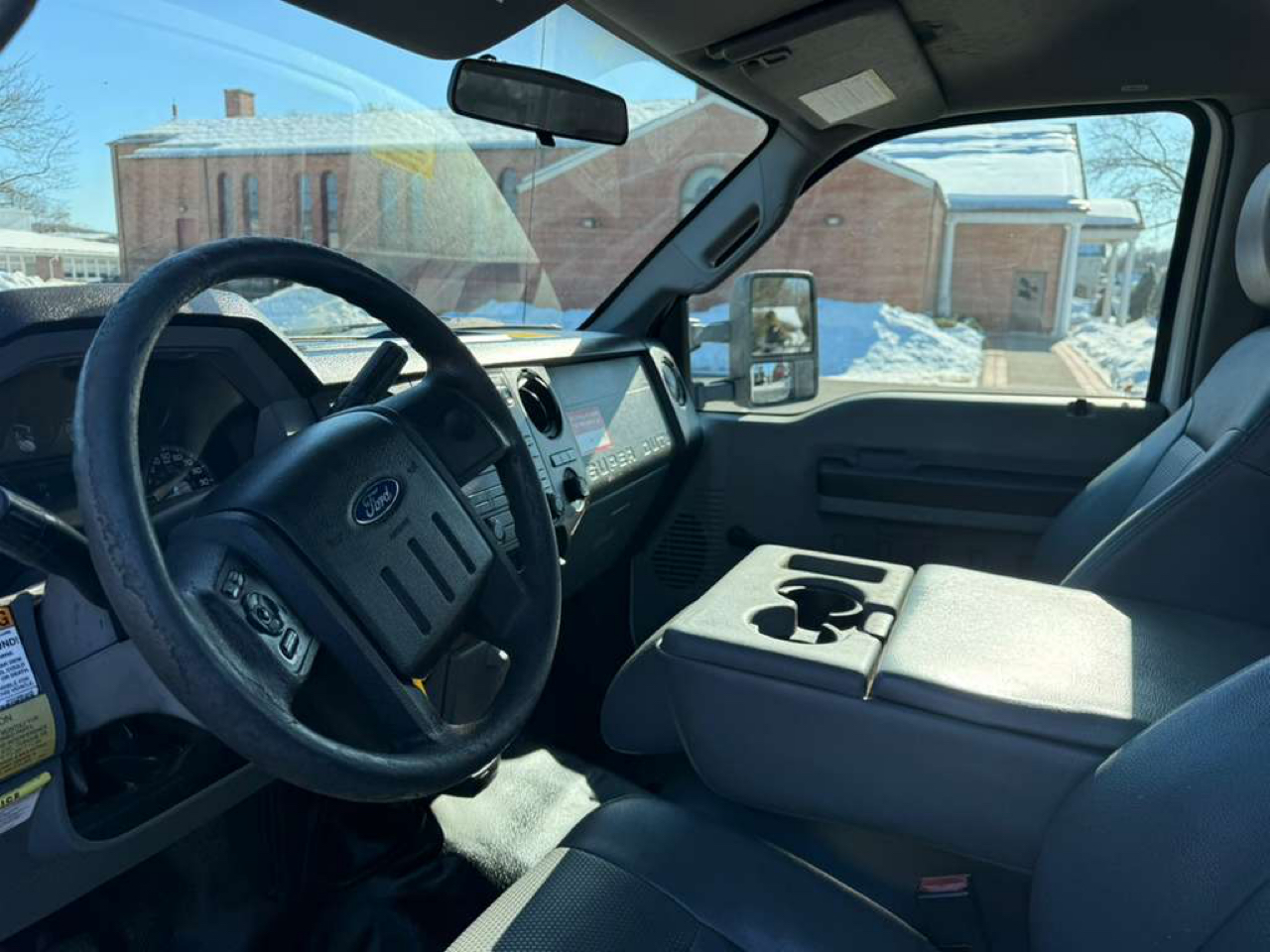 Ford F-550 Regular Cab DRW 2WD 2015