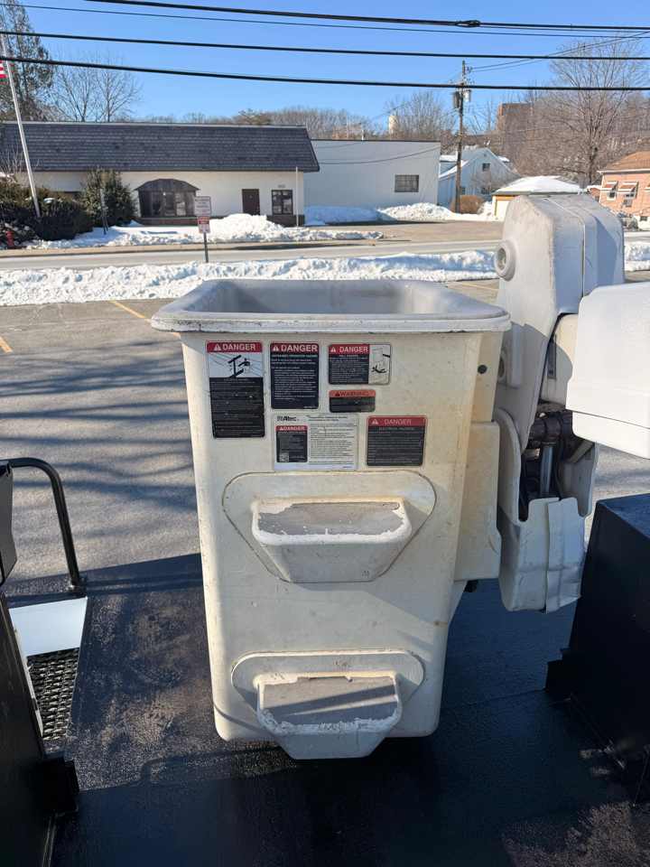 Ford F-550 Regular Cab DRW 2WD 2015