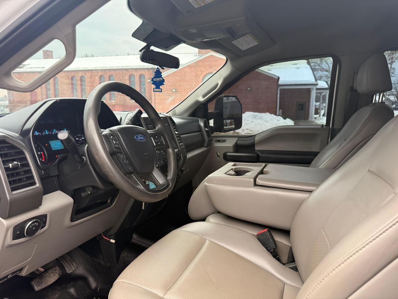 Ford F-350 SD XL Crew Cab Long Bed 4WD 2020