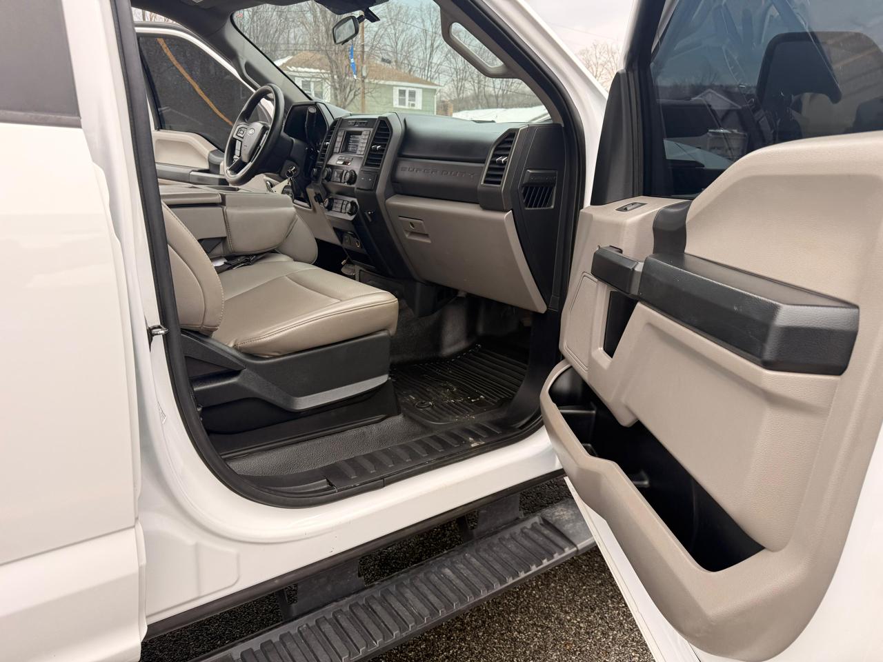 Ford F-350 SD XL Crew Cab Long Bed 4WD 2020