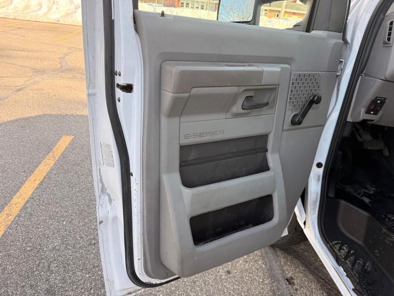 Ford Econoline E-350 Super Duty 2018