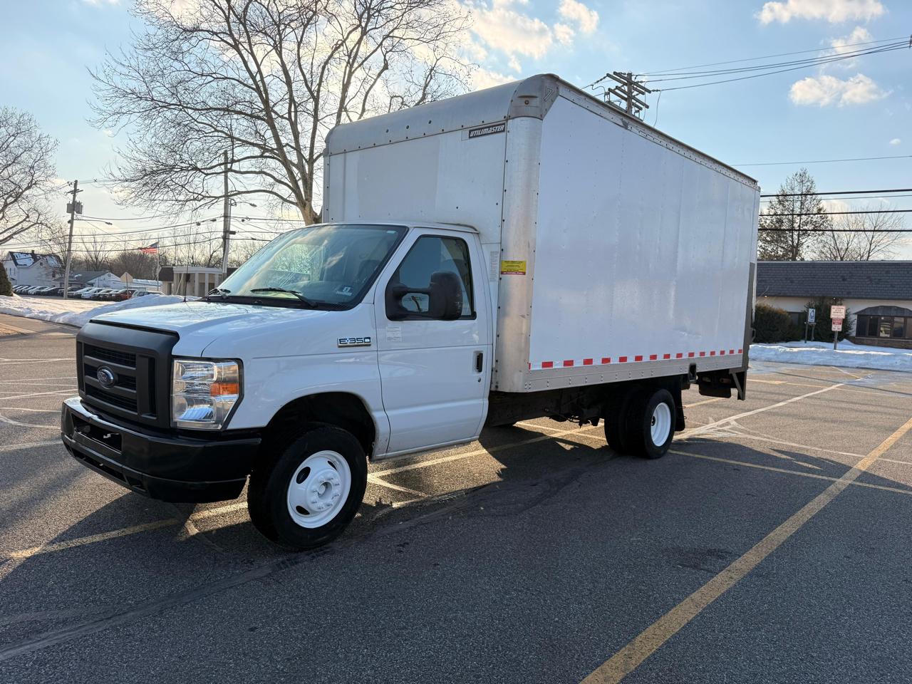 Ford Econoline E-350 Super Duty 2018