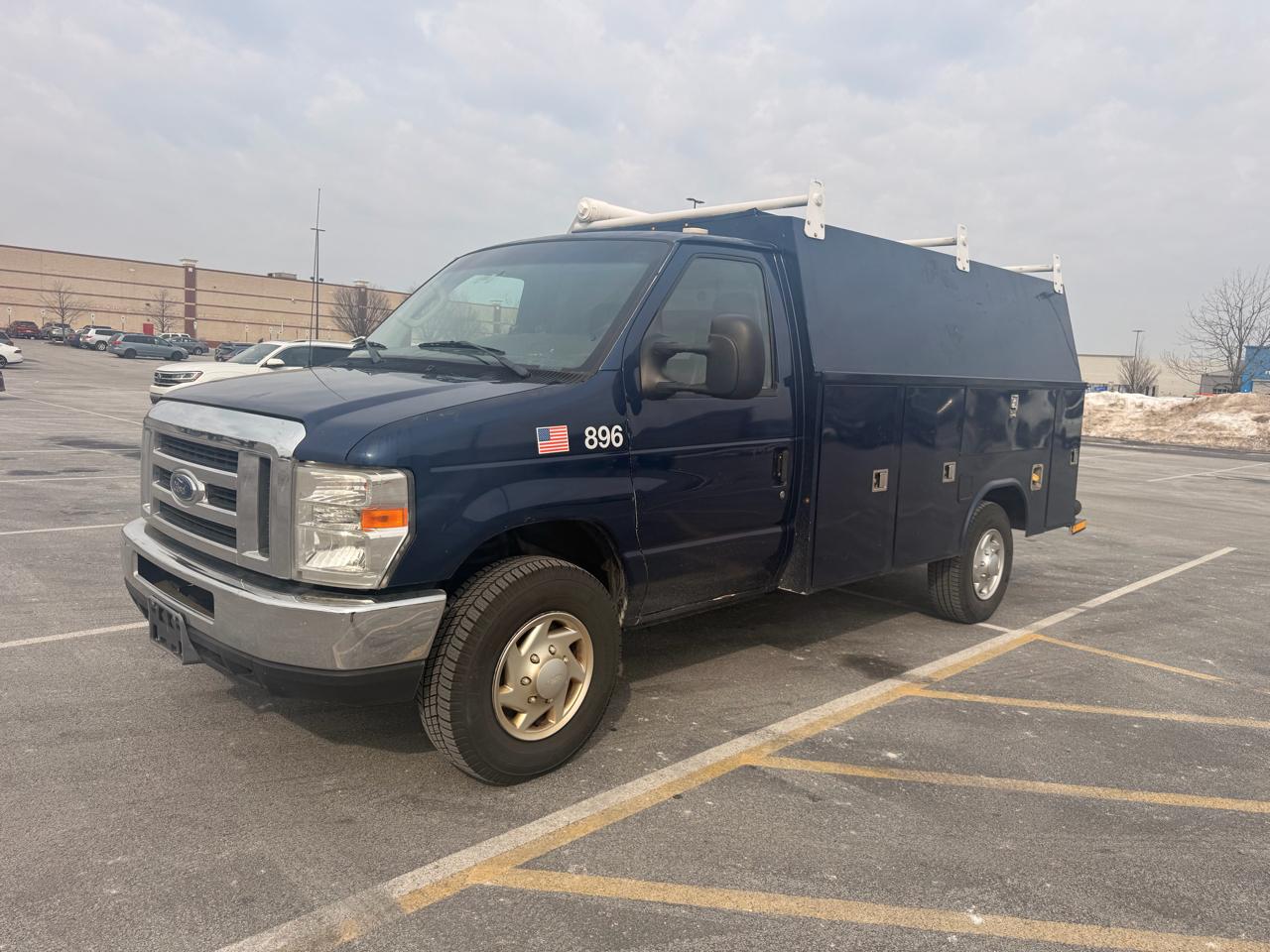 Ford Econoline E-350 Super Duty 2015