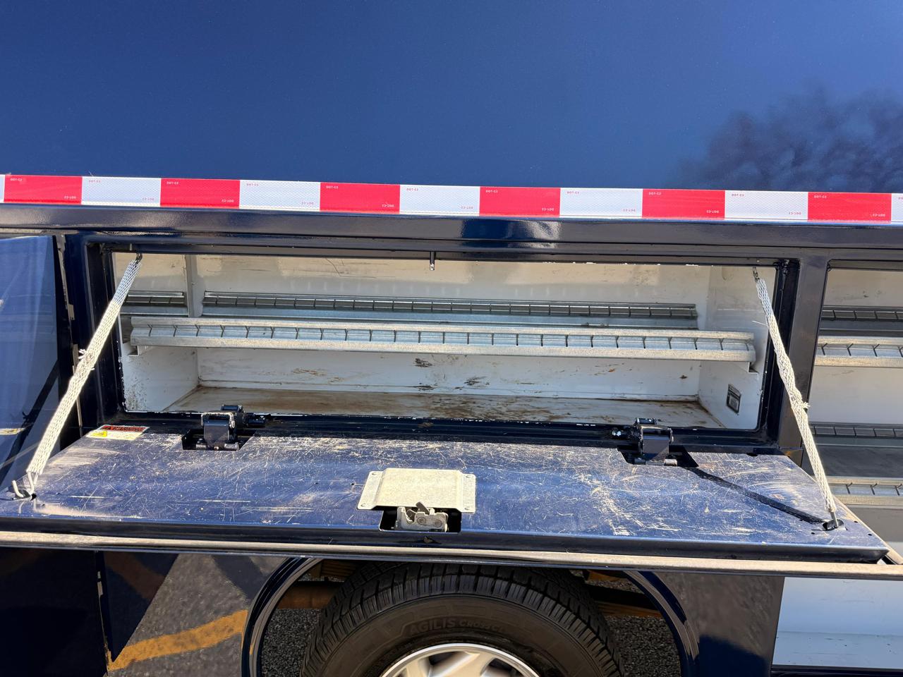 Ford Econoline E-350 Super Duty 2015