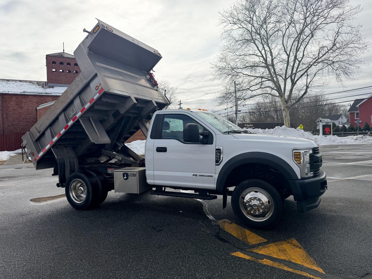 Ford F-550 Regular Cab DRW 4WD 2019