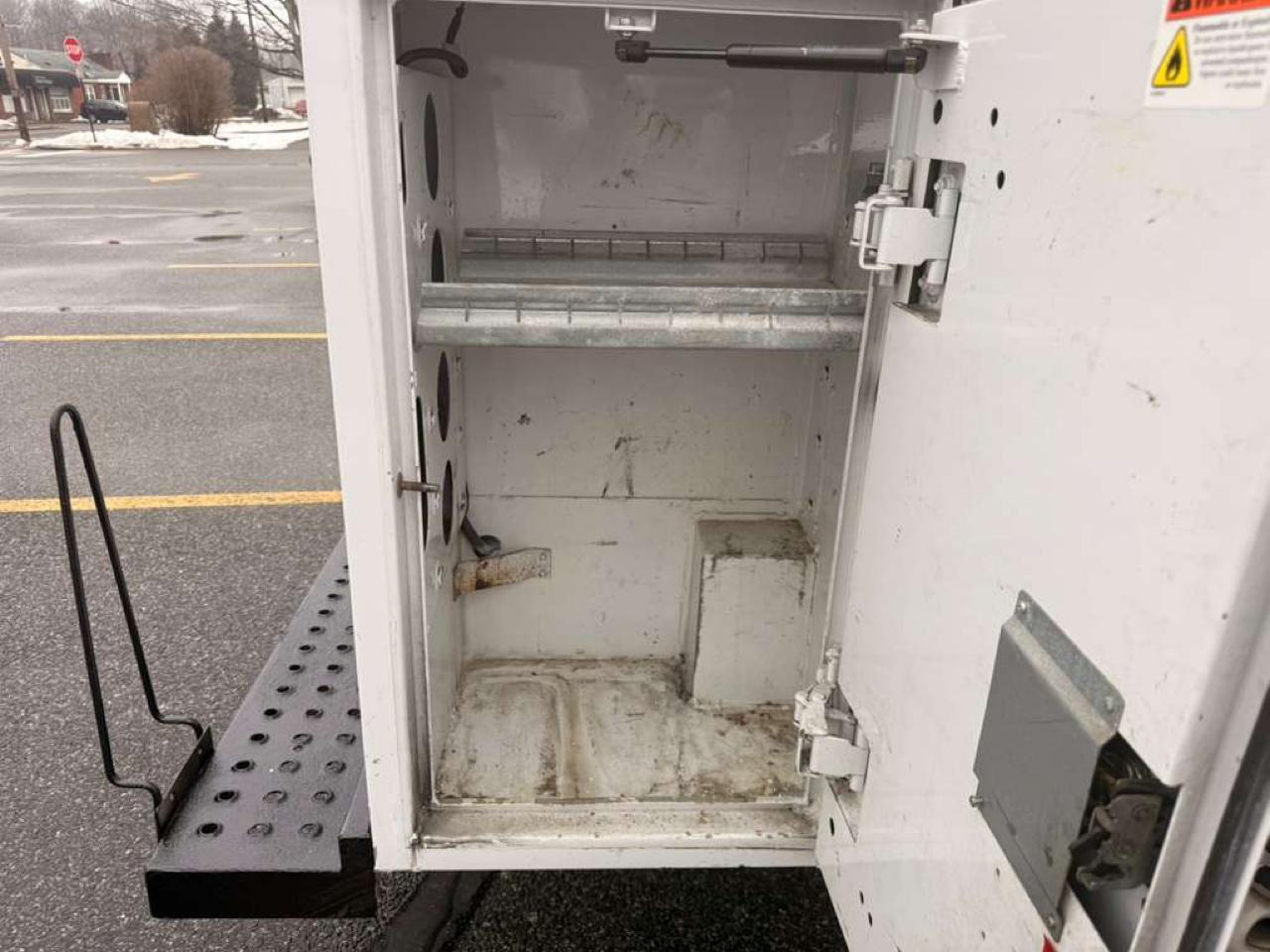 Chevrolet Express G3500 139" 2015