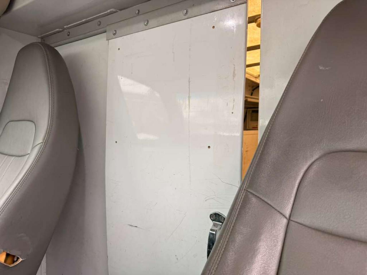 Chevrolet Express G3500 139" 2015