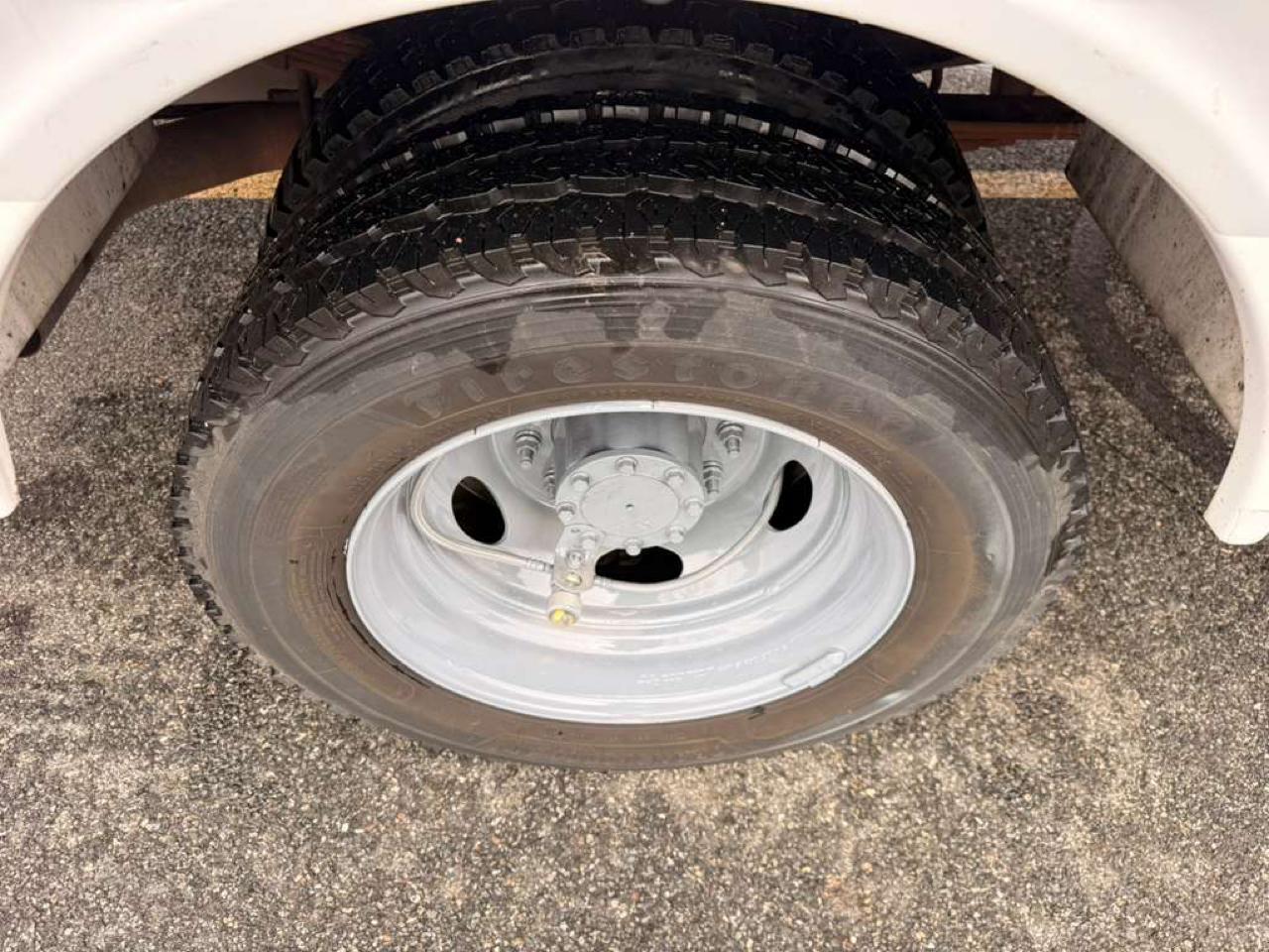 Ford F-450 SD Regular Cab DRW 2WD 2013