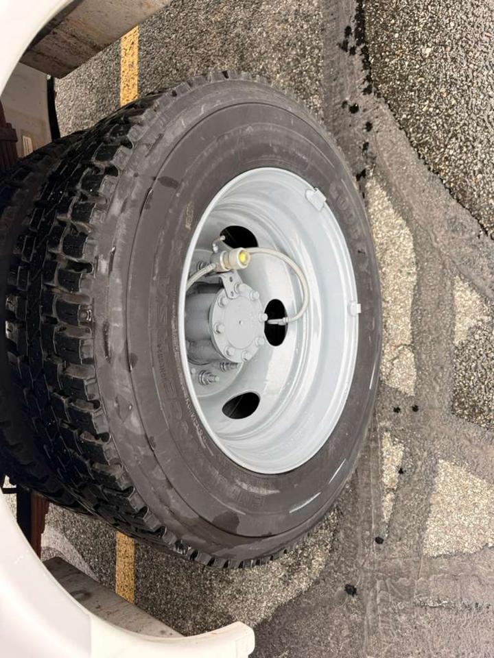 Ford F-450 SD Regular Cab DRW 2WD 2013