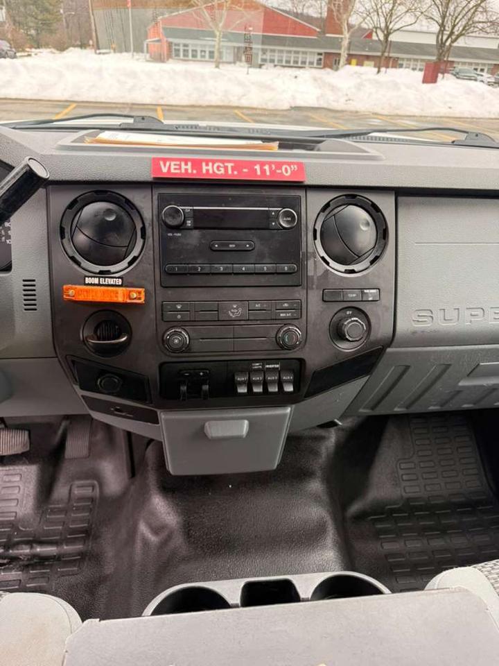 Ford F-450 SD Regular Cab DRW 2WD 2013