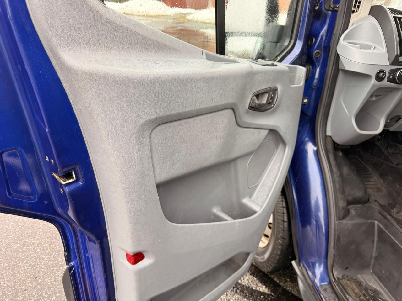 Ford Transit T-250 2016