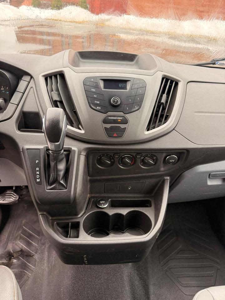 Ford Transit T-250 2016