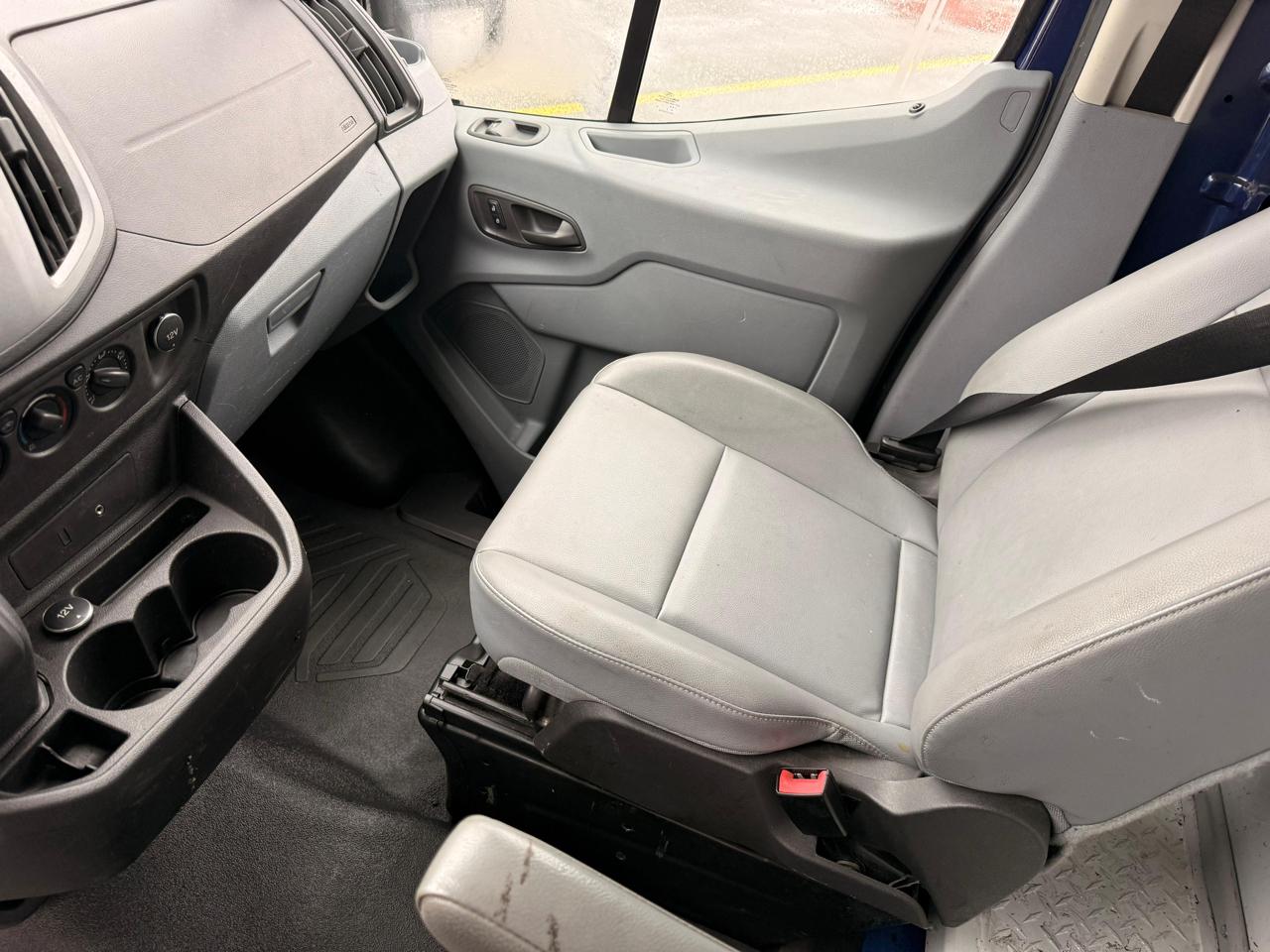 Ford Transit T-250 2016