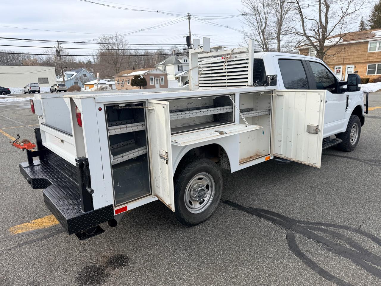 Ford F-250 SD XL Crew Cab 4WD 2022