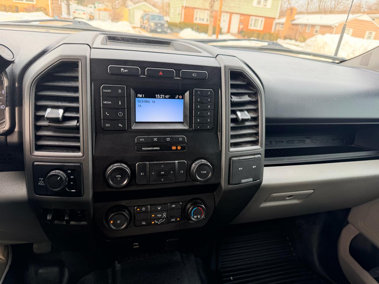 Ford F-250 SD XL Crew Cab 4WD 2022