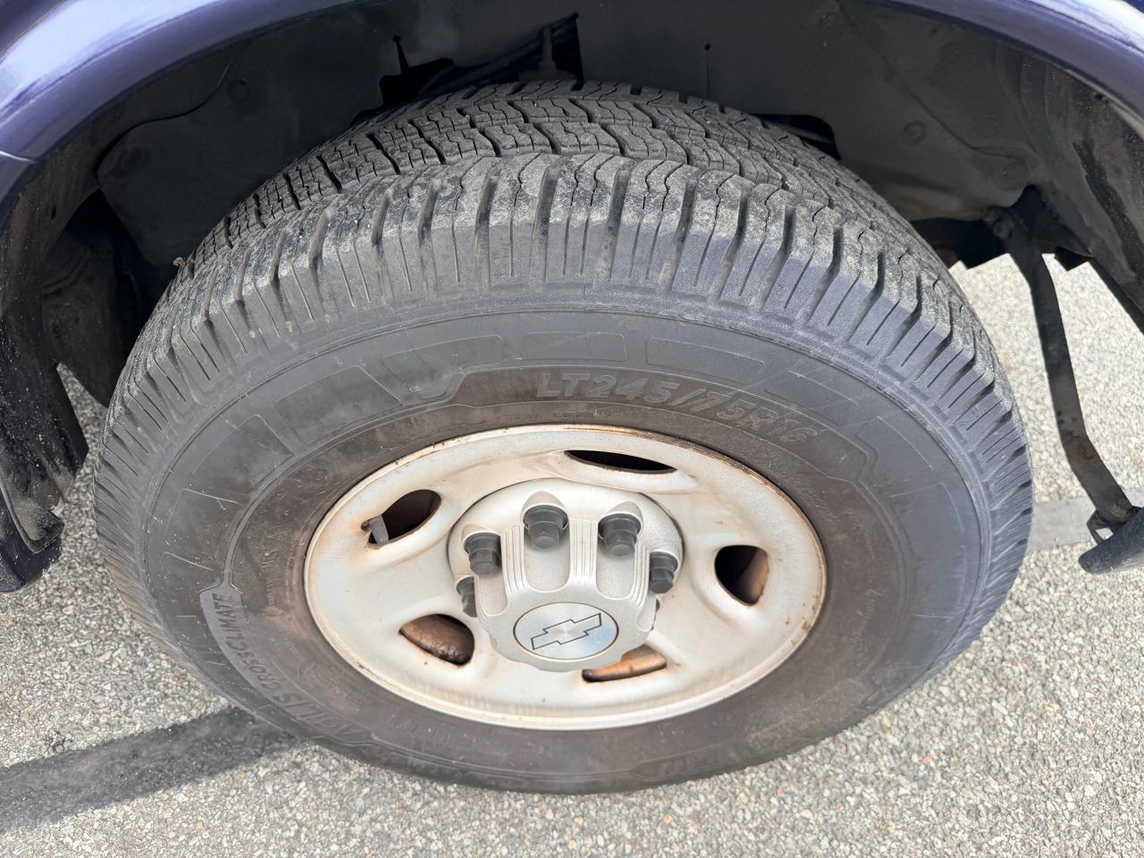 Chevrolet Express G3500 139" 2015