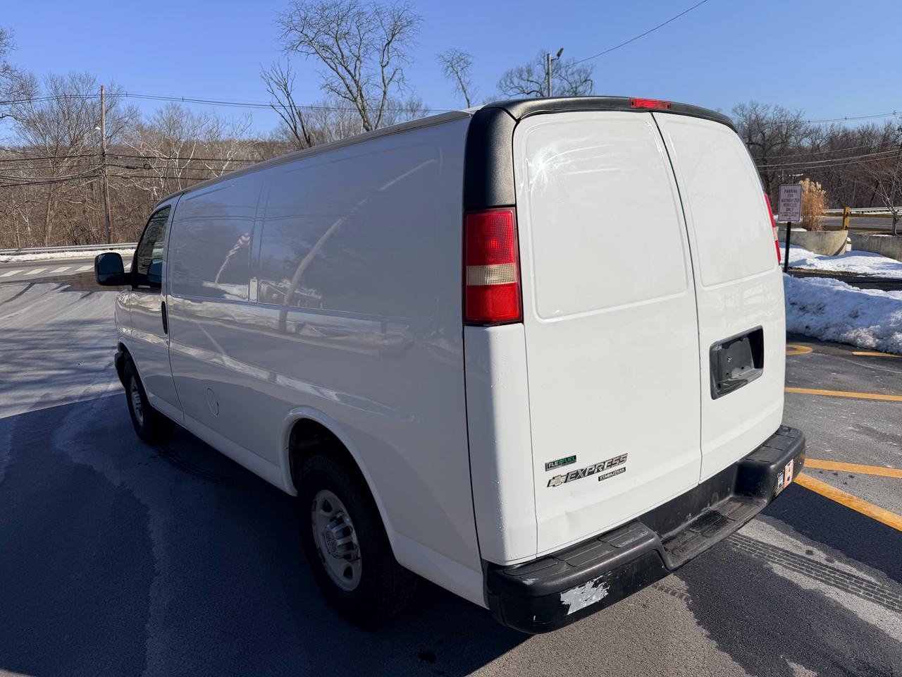 Chevrolet Express 2500 Cargo 2012