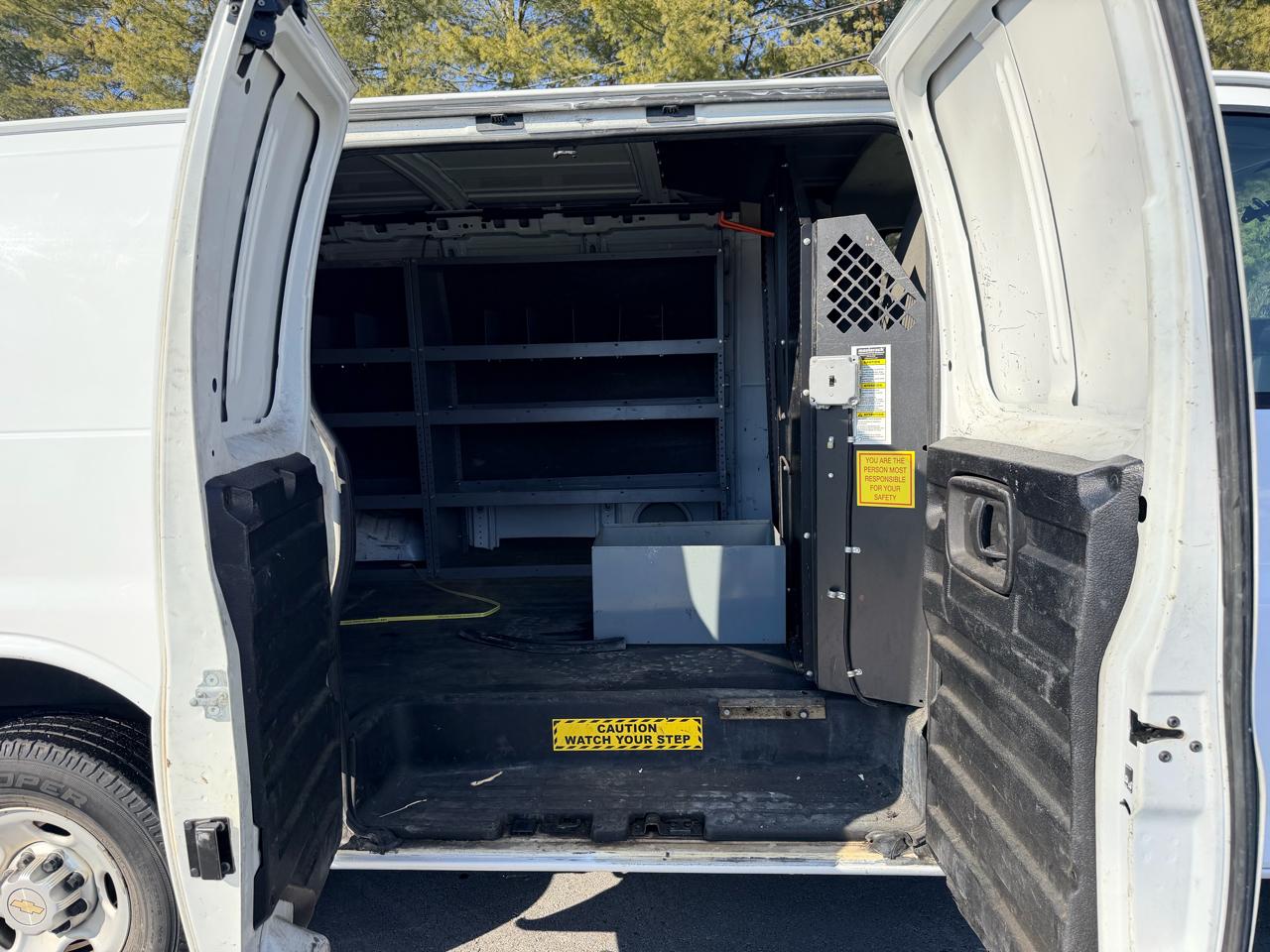 Chevrolet Express 2500 Cargo 2012
