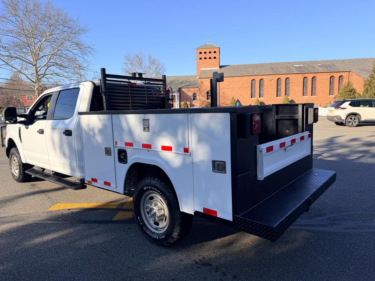 Ford F-250 SD XL Crew Cab 4WD 2022