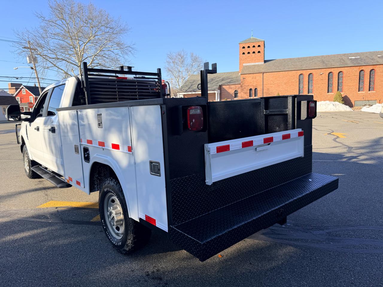 Ford F-250 SD XL Crew Cab 4WD 2022