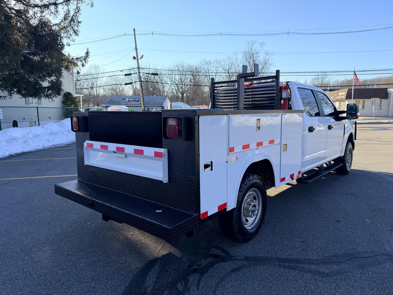Ford F-250 SD XL Crew Cab 4WD 2022