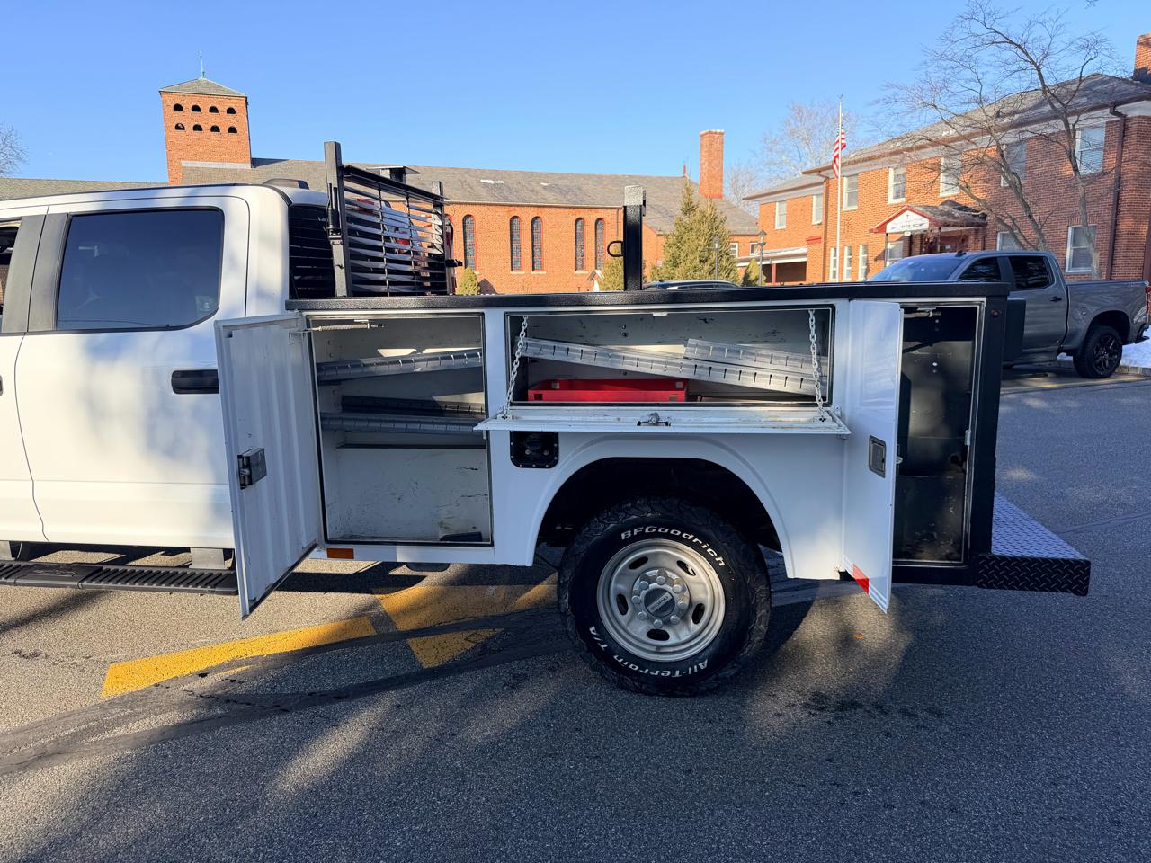 Ford F-250 SD XL Crew Cab 4WD 2022