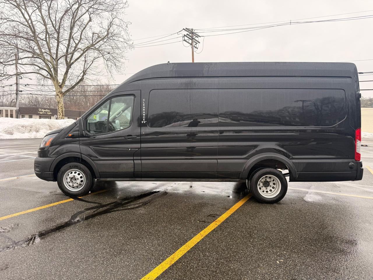 Ford Transit 350 Van High Roof w/Sliding Pass. 148-in. WB EL 2025