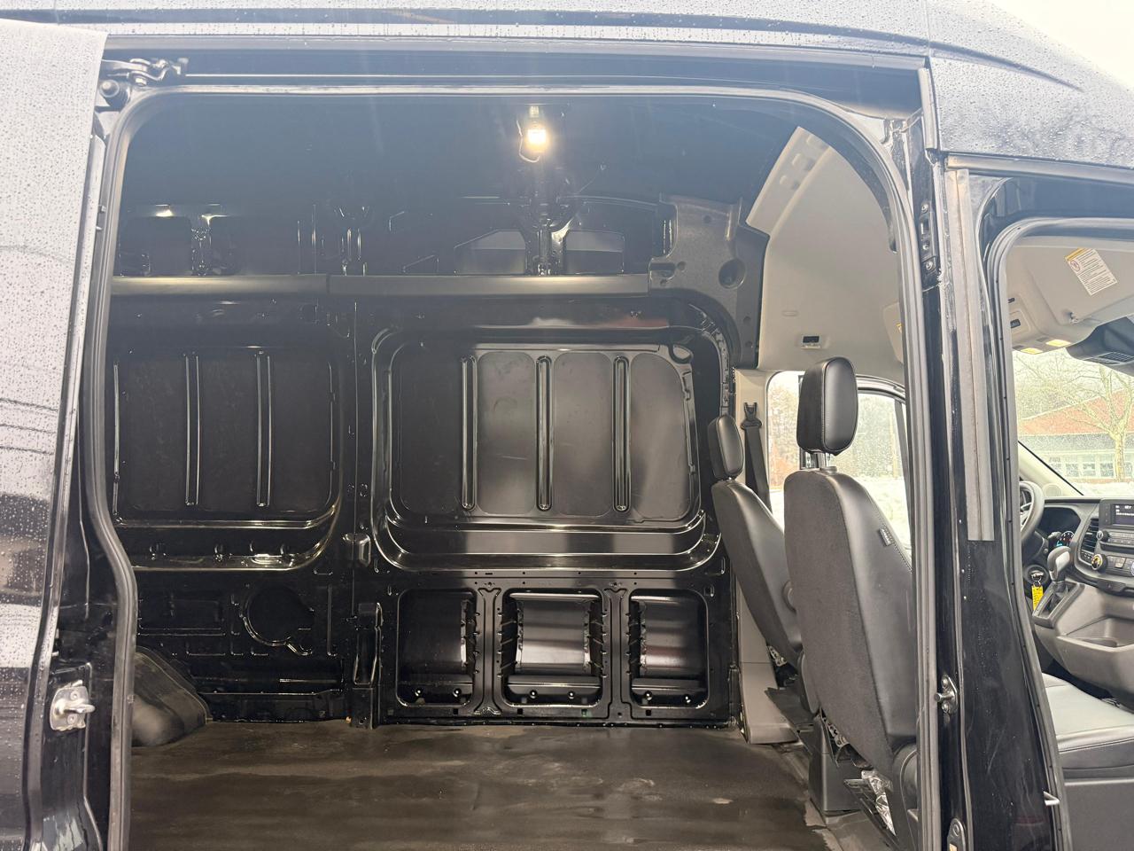 Ford Transit 350 Van High Roof w/Sliding Pass. 148-in. WB EL 2025