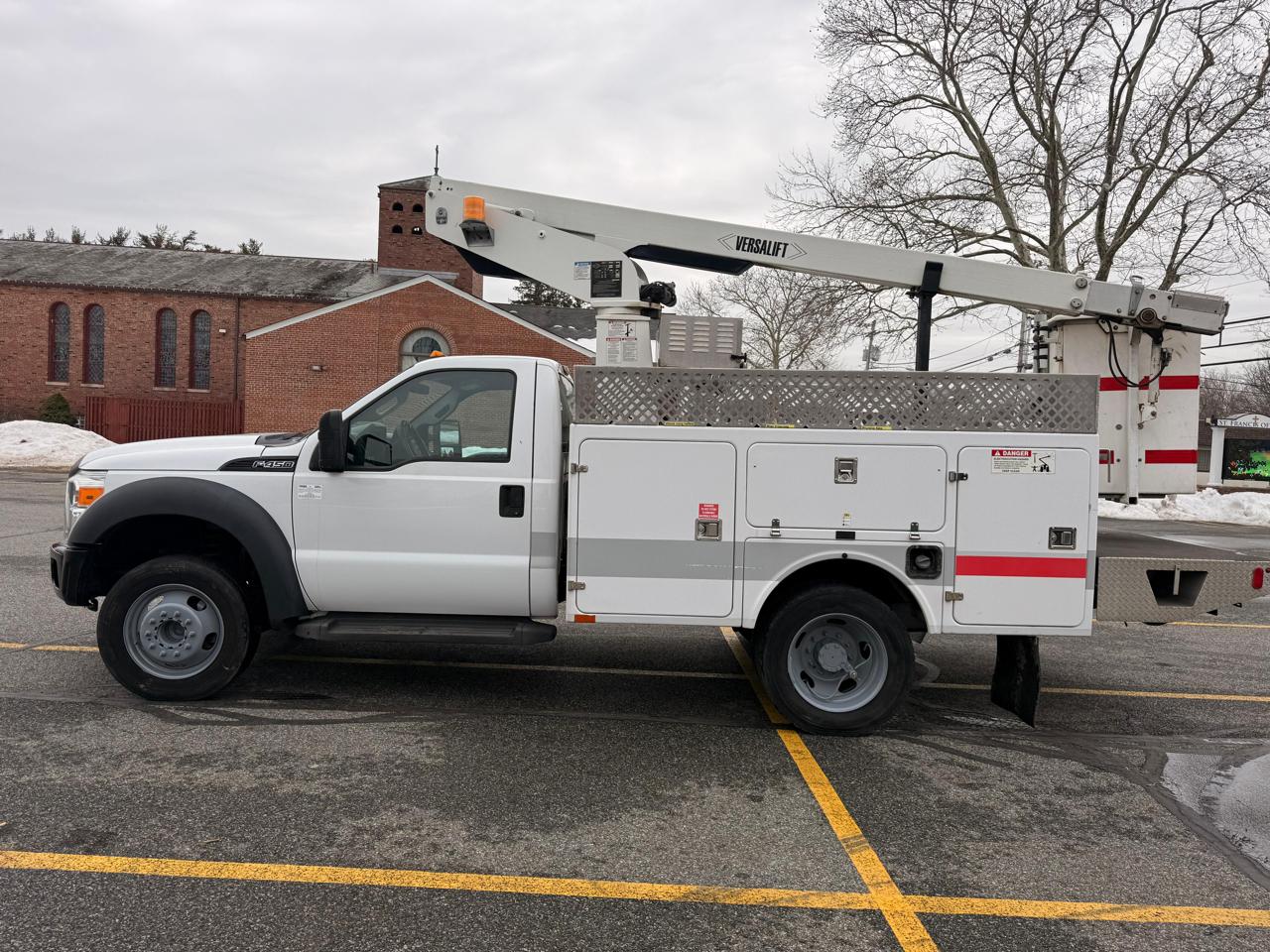 Ford F-450 SD Regular Cab DRW 2WD 2013