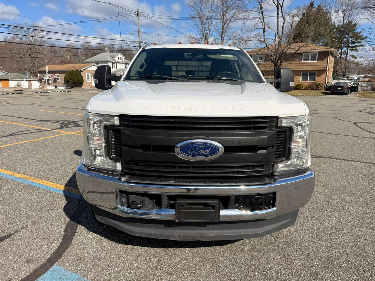 Ford F-350 SD XL SuperCab Long Bed 4WD DRW 2019