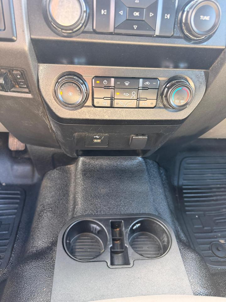 Ford F-350 SD XL SuperCab Long Bed 4WD DRW 2019