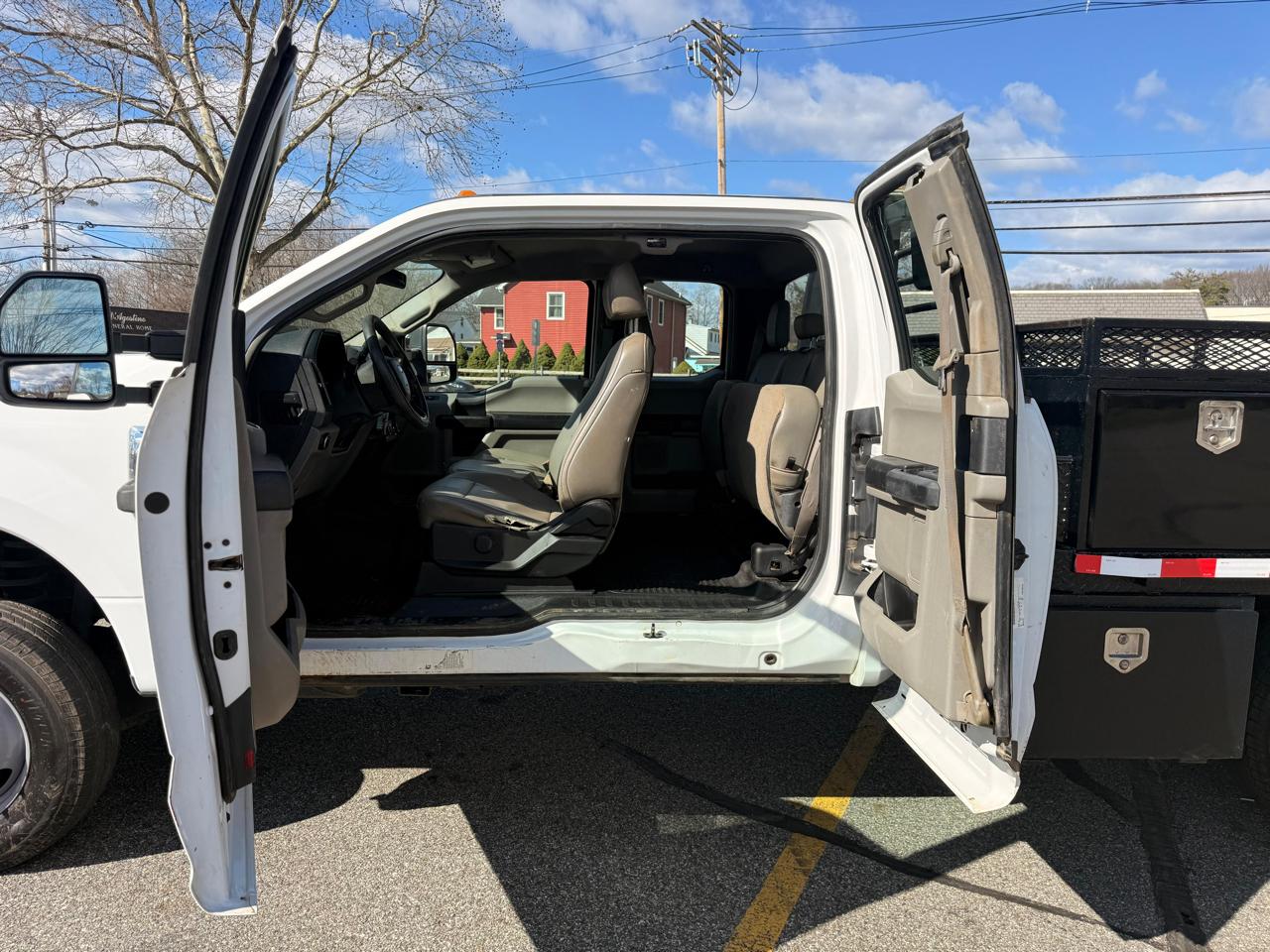 Ford F-350 SD XL SuperCab Long Bed 4WD DRW 2019