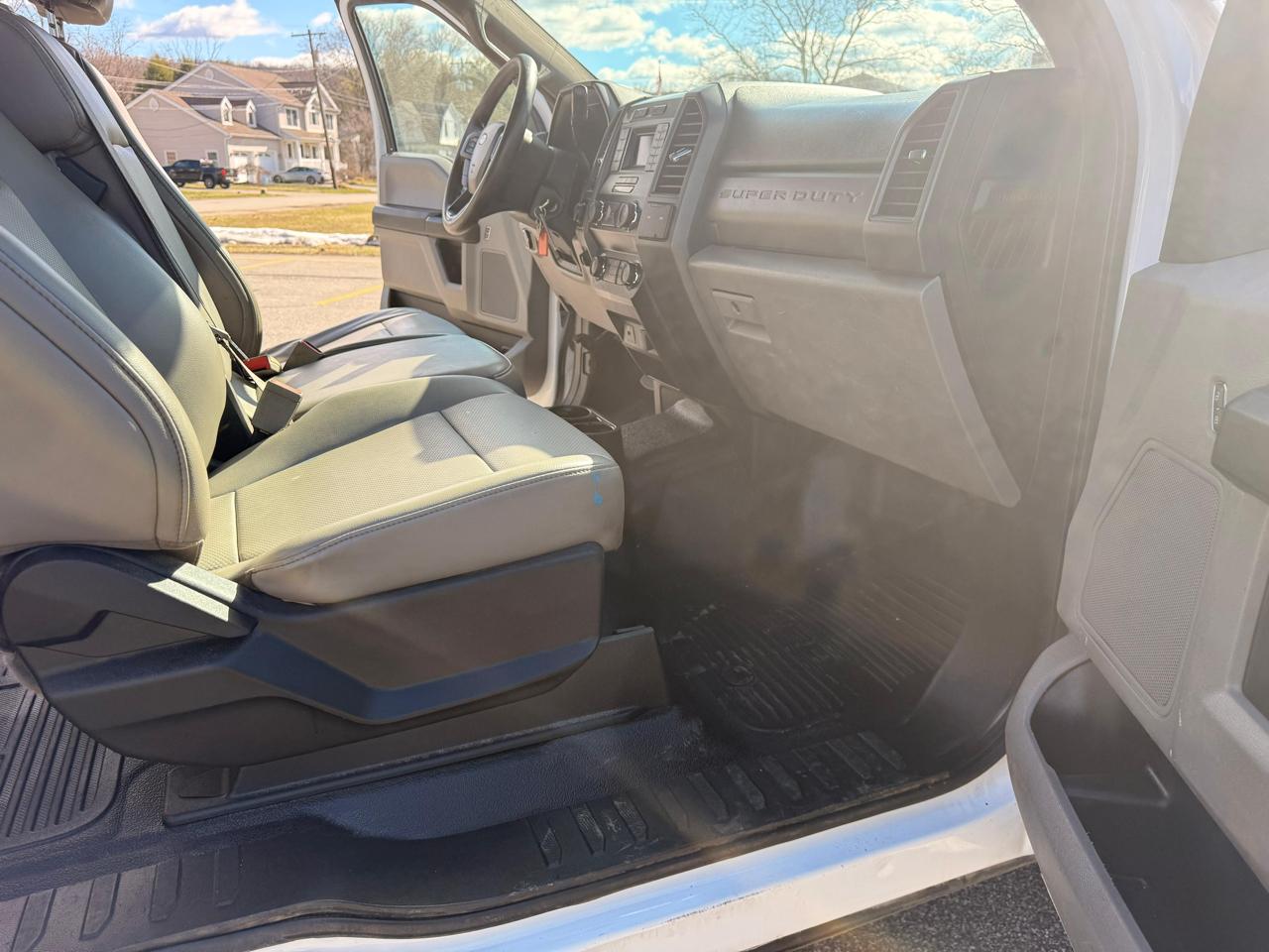 Ford F-350 SD XL SuperCab Long Bed 4WD DRW 2019