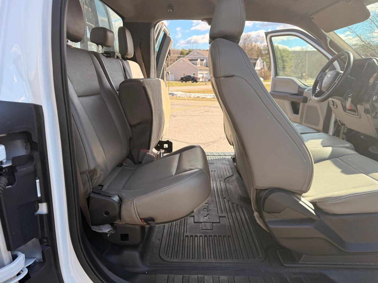 Ford F-350 SD XL SuperCab Long Bed 4WD DRW 2019