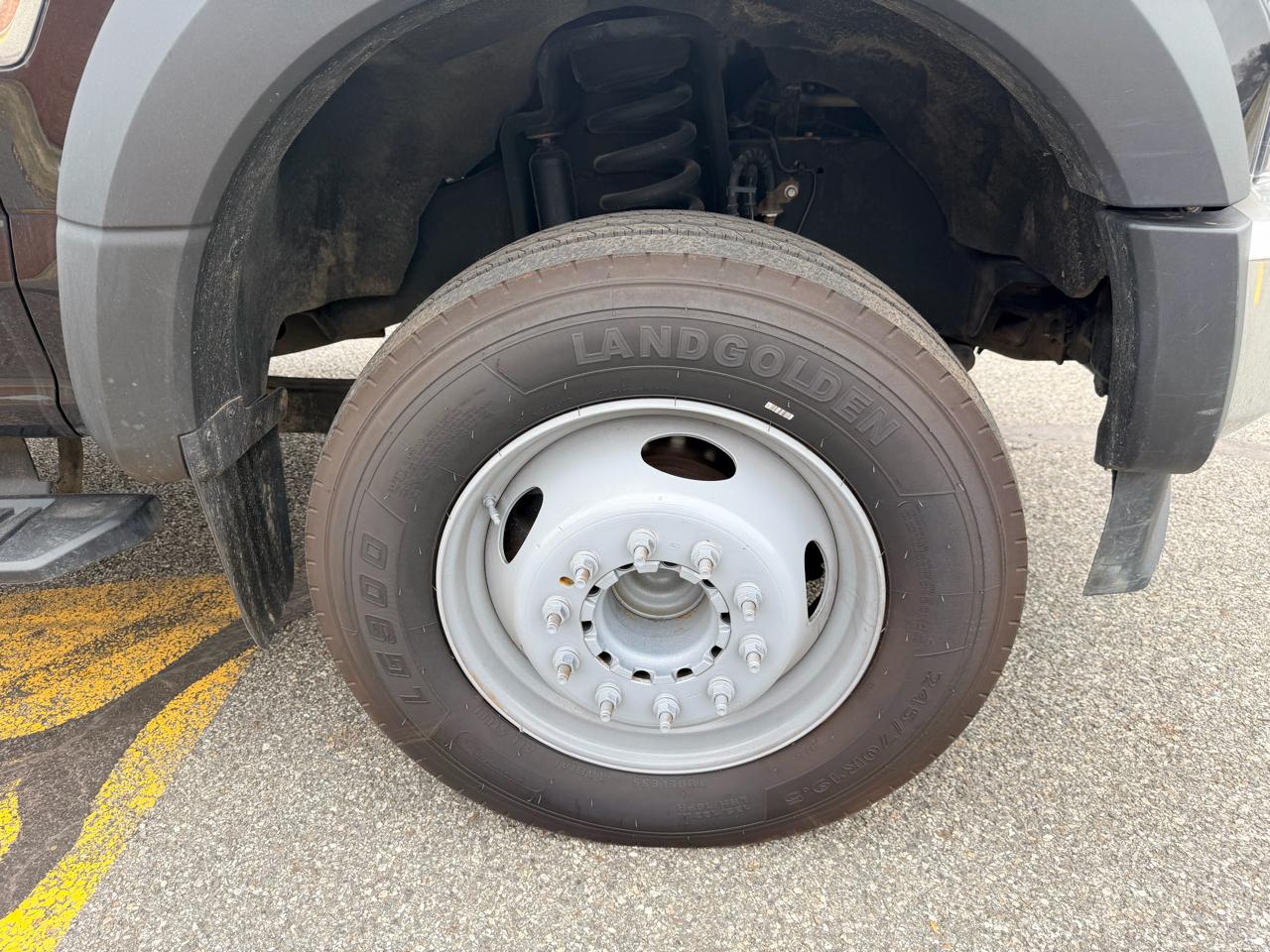 Ford F600 Regular Cab 2WD DRW 2022