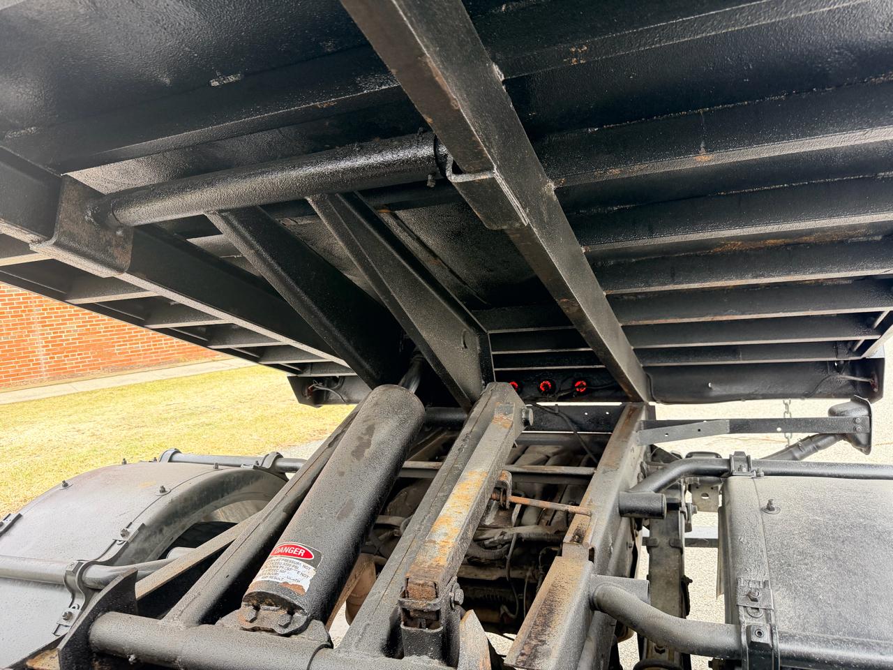 Ford F600 Regular Cab 2WD DRW 2022