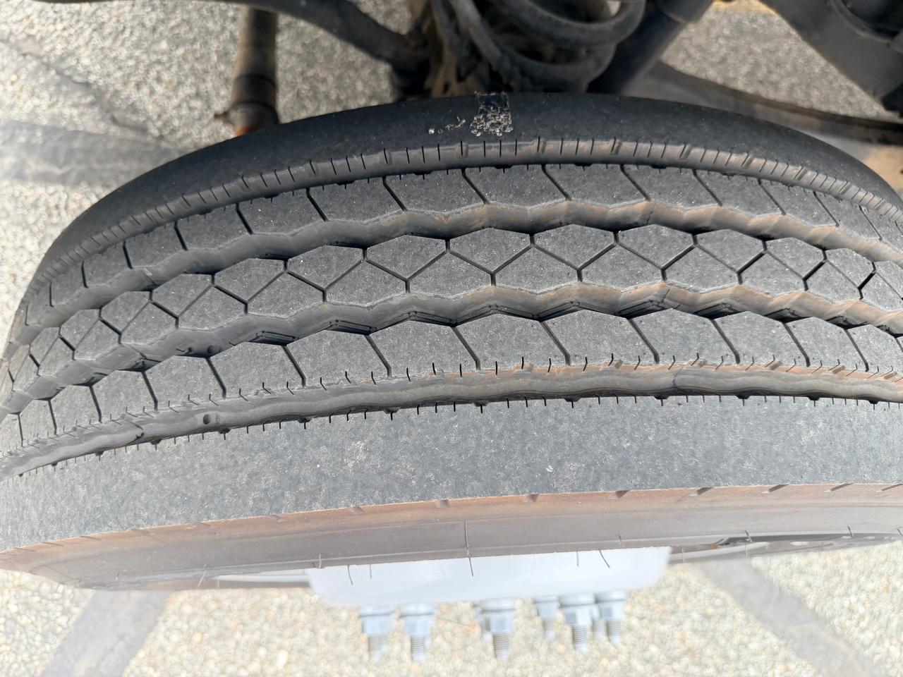 Ford F600 Regular Cab 2WD DRW 2022