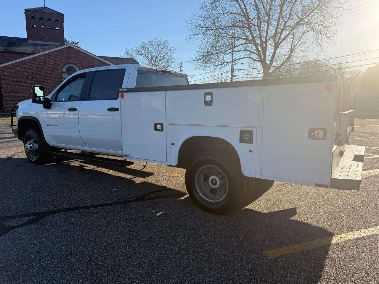 Chevrolet Silverado 3500HD Work Truck Crew Cab 4WD 2022