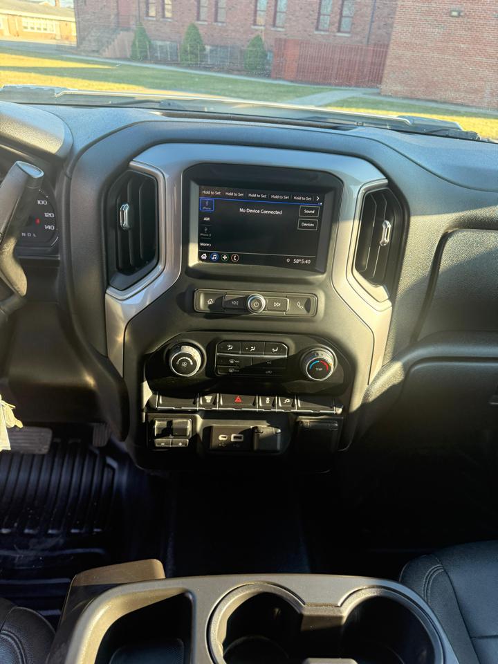 Chevrolet Silverado 3500HD Work Truck Crew Cab 4WD 2022